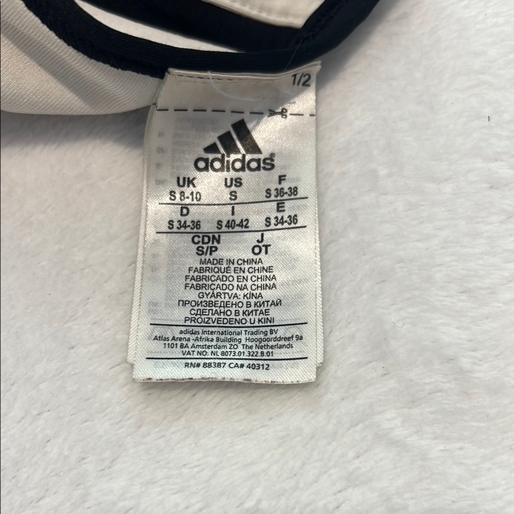 Adidas Black Sports Bra with Moisture-Wicking Fabric - Picture 2 of 5